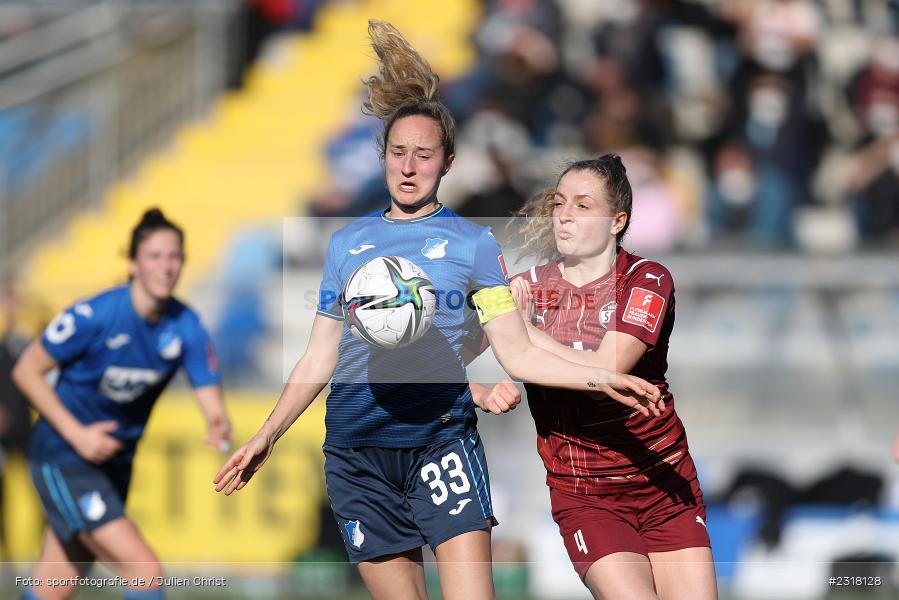 Fabienne Dongus, Dietmar-Hopp-Stadion, Hoffenheim, 13.02.2022, DFB, sport, action, Februar 2022, Saison 2021/2022, FLYERALARM Frauen-Bundesliga, FFBL, SGS, TSG, SGS Essen, TSG 1899 Hoffenheim - Bild-ID: 2318128 Fabienne Dongus, Dietmar-Hopp-Stadion, Hoffenheim, 13.02.2022, DFB, sport, action, Februar 2022, Saison 2021/2022, FLYERALARM Frauen-Bundesliga, FFBL, SGS, TSG, SGS Essen, TSG 1899 Hoffenheim - Bild-ID: 2318128
