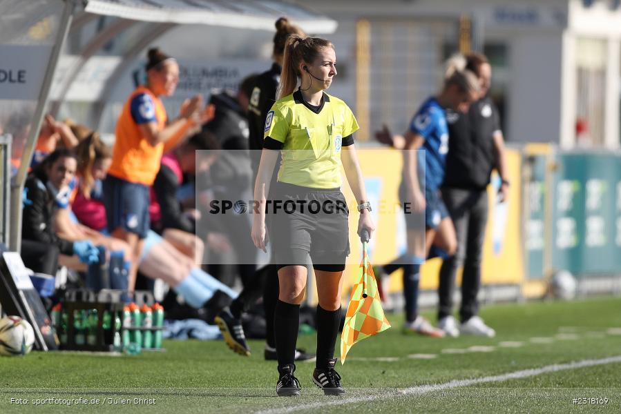 Julia Boike, Dietmar-Hopp-Stadion, Hoffenheim, 13.02.2022, DFB, sport, action, Februar 2022, Saison 2021/2022, FLYERALARM Frauen-Bundesliga, FFBL, SGS, TSG, SGS Essen, TSG 1899 Hoffenheim - Bild-ID: 2318169