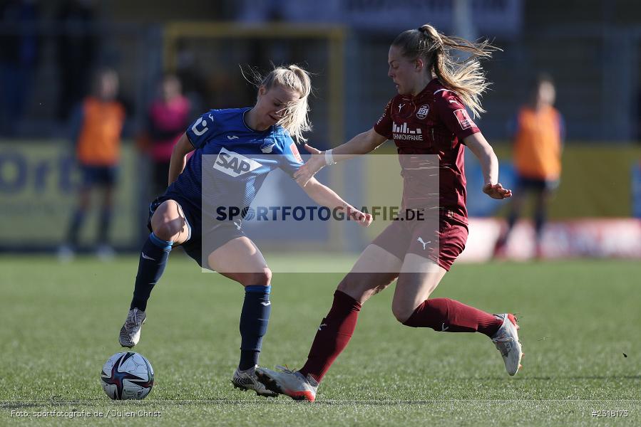 Judith Steinert, Dietmar-Hopp-Stadion, Hoffenheim, 13.02.2022, DFB, sport, action, Februar 2022, Saison 2021/2022, FLYERALARM Frauen-Bundesliga, FFBL, SGS, TSG, SGS Essen, TSG 1899 Hoffenheim - Bild-ID: 2318173