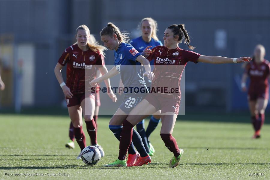 Sarai Linder, Dietmar-Hopp-Stadion, Hoffenheim, 13.02.2022, DFB, sport, action, Februar 2022, Saison 2021/2022, FLYERALARM Frauen-Bundesliga, FFBL, SGS, TSG, SGS Essen, TSG 1899 Hoffenheim - Bild-ID: 2318186