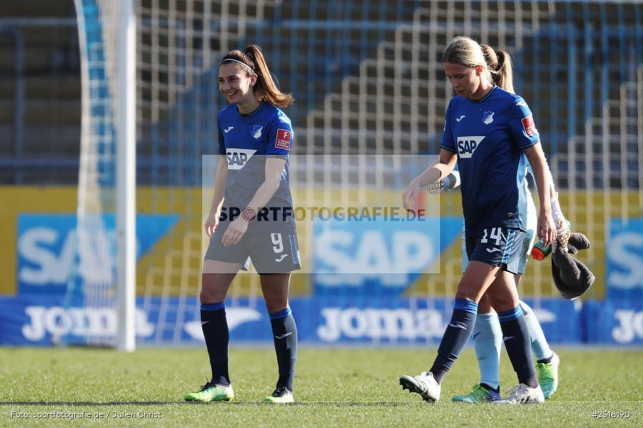 Katharina Naschenweng, Dietmar-Hopp-Stadion, Hoffenheim, 13.02.2022, DFB, sport, action, Februar 2022, Saison 2021/2022, FLYERALARM Frauen-Bundesliga, FFBL, SGS, TSG, SGS Essen, TSG 1899 Hoffenheim - Bild-ID: 2318190