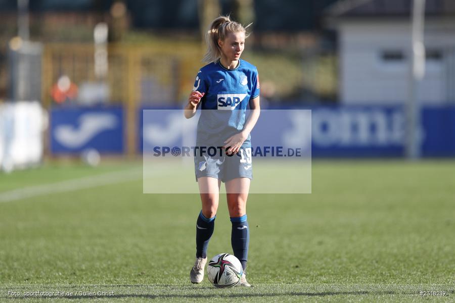 Judith Steinert, Dietmar-Hopp-Stadion, Hoffenheim, 13.02.2022, DFB, sport, action, Februar 2022, Saison 2021/2022, FLYERALARM Frauen-Bundesliga, FFBL, SGS, TSG, SGS Essen, TSG 1899 Hoffenheim - Bild-ID: 2318219