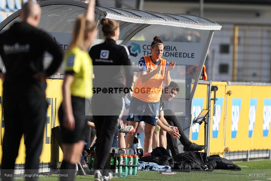 Nicole Billa, Dietmar-Hopp-Stadion, Hoffenheim, 13.02.2022, DFB, sport, action, Februar 2022, Saison 2021/2022, FLYERALARM Frauen-Bundesliga, FFBL, SGS, TSG, SGS Essen, TSG 1899 Hoffenheim - Bild-ID: 2318230