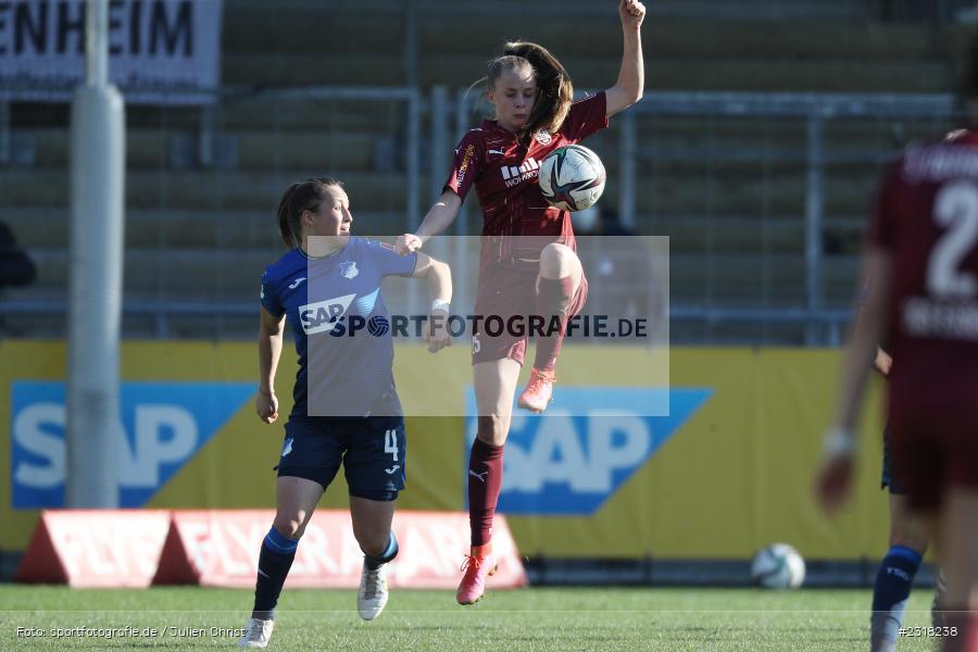 Vivien Endemann, Dietmar-Hopp-Stadion, Hoffenheim, 13.02.2022, DFB, sport, action, Februar 2022, Saison 2021/2022, FLYERALARM Frauen-Bundesliga, FFBL, SGS, TSG, SGS Essen, TSG 1899 Hoffenheim - Bild-ID: 2318238