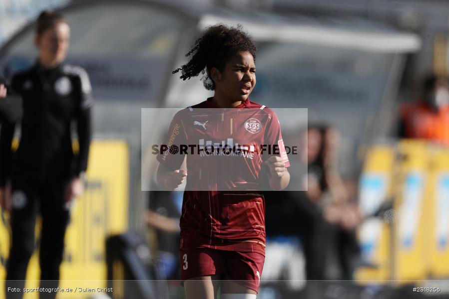 Ella Touon Mbenoun, Dietmar-Hopp-Stadion, Hoffenheim, 13.02.2022, DFB, sport, action, Februar 2022, Saison 2021/2022, FLYERALARM Frauen-Bundesliga, FFBL, SGS, TSG, SGS Essen, TSG 1899 Hoffenheim - Bild-ID: 2318256 Ella Touon Mbenoun, Dietmar-Hopp-Stadion, Hoffenheim, 13.02.2022, DFB, sport, action, Februar 2022, Saison 2021/2022, FLYERALARM Frauen-Bundesliga, FFBL, SGS, TSG, SGS Essen, TSG 1899 Hoffenheim - Bild-ID: 2318256