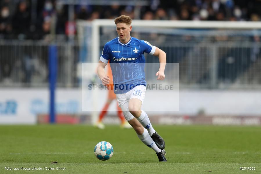 Clemens Riedel, Merck-Stadion, Darmstadt, 20.02.2022, DFL, sport, action, Februar 2022, Saison 2021/2022, 2. Bundesliga, FCH, SV98, FC Hansa Rostock, SV Darmstadt 98 - Bild-ID: 2319002 Clemens Riedel, Merck-Stadion, Darmstadt, 20.02.2022, DFL, sport, action, Februar 2022, Saison 2021/2022, 2. Bundesliga, FCH, SV98, FC Hansa Rostock, SV Darmstadt 98 - Bild-ID: 2319002