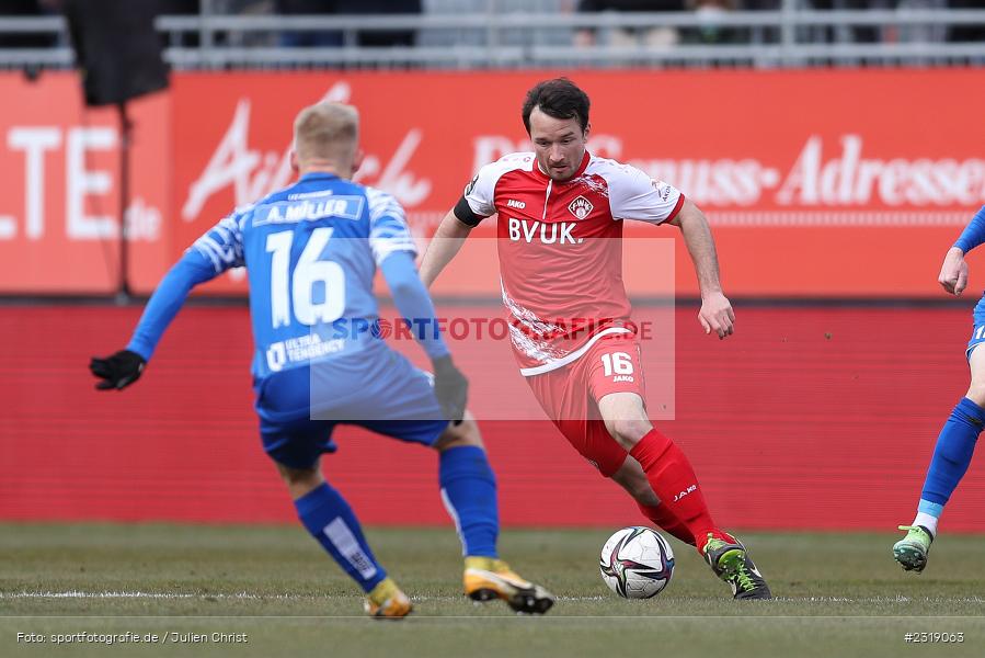 Peter Kurzweg, FLYERALARM Arena, Würzburg, 26.02.2022, DFL, sport, action, Februar 2022, Saison 2021/2022, 3. Liga, FCM, FWK, 1. FC Magdeburg, FC Würzburger Kickers - Bild-ID: 2319063
