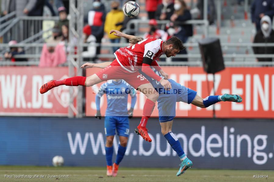 Luftduell, Christian Strohdiek, FLYERALARM Arena, Würzburg, 26.02.2022, DFL, sport, action, Februar 2022, Saison 2021/2022, 3. Liga, FCM, FWK, 1. FC Magdeburg, FC Würzburger Kickers - Bild-ID: 2319114