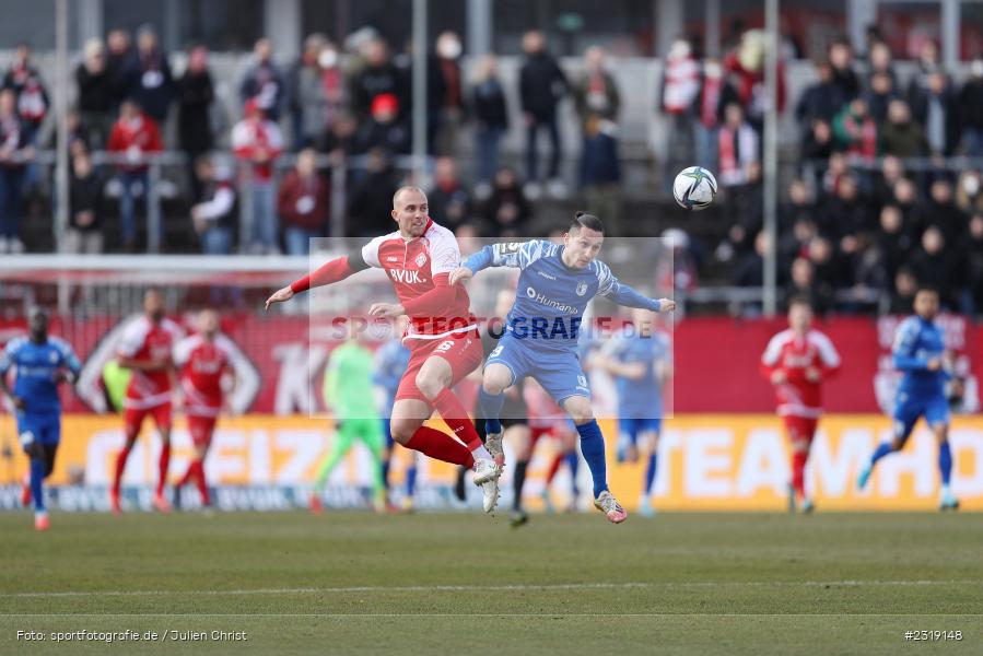 Tobias Kraulich, FLYERALARM Arena, Würzburg, 26.02.2022, DFL, sport, action, Februar 2022, Saison 2021/2022, 3. Liga, FCM, FWK, 1. FC Magdeburg, FC Würzburger Kickers - Bild-ID: 2319148