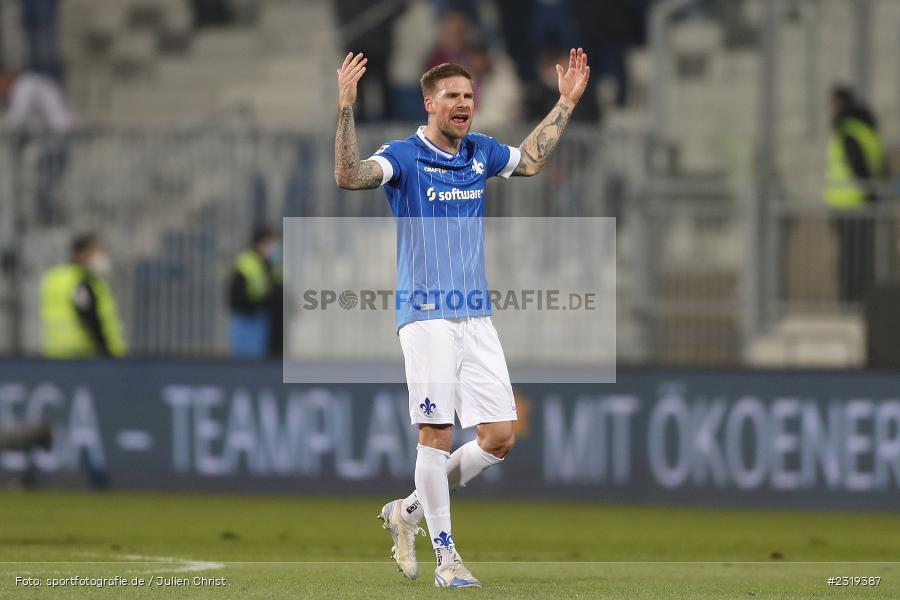 Hände, Arme, gestikuliert, Tobias Kempe, Merck-Stadion, Darmstadt, 04.03.2022, DFL, sport, action, März 2022, Saison 2021/2022, 2. Bundesliga, FCH, D98, SVD, 1. FC Heidenheim 1846, SV Darmstadt 98 - Bild-ID: 2319387