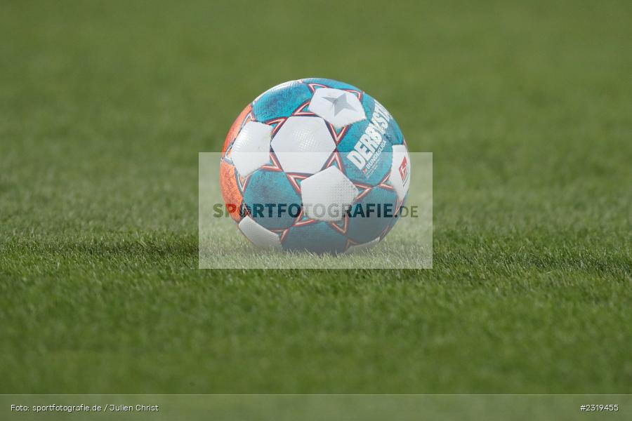 Ball, Pitch, Rasen, Symbolbild, Merck-Stadion, Darmstadt, 04.03.2022, DFL, sport, action, März 2022, Saison 2021/2022, 2. Bundesliga, FCH, D98, SVD, 1. FC Heidenheim 1846, SV Darmstadt 98 - Bild-ID: 2319455 Ball, Pitch, Rasen, Symbolbild, Merck-Stadion, Darmstadt, 04.03.2022, DFL, sport, action, März 2022, Saison 2021/2022, 2. Bundesliga, FCH, D98, SVD, 1. FC Heidenheim 1846, SV Darmstadt 98 - Bild-ID: 2319455