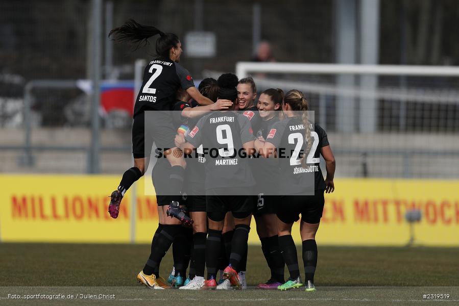 Letícia Santos de Oliveira, Alexandra Jóhannsdóttir, Jubel, Laura Freigang, Stadion am Brentanobad, Frankfurt, 05.03.2022, DFB, sport, action, März 2022, Saison 2021/2022, Frauen, Bundesliga, FFBL, FLYERALARM Frauen-Bundesliga, TSG, SGE, TSG Hoffenheim, Eintracht Frankfurt - Bild-ID: 2319519