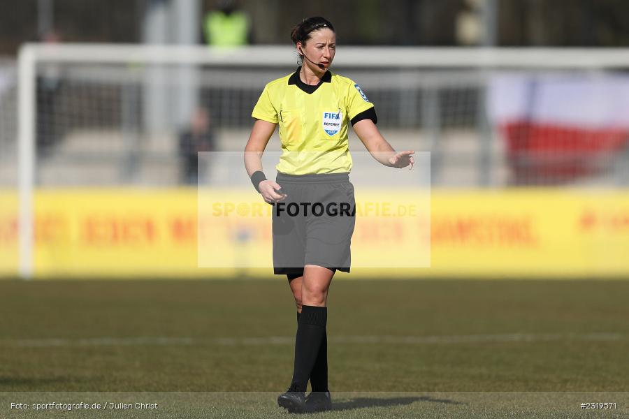 Schiedsrichter, Franziska Wildfeuer, Stadion am Brentanobad, Frankfurt, 05.03.2022, DFB, sport, action, März 2022, Saison 2021/2022, Frauen, Bundesliga, FFBL, FLYERALARM Frauen-Bundesliga, TSG, SGE, TSG Hoffenheim, Eintracht Frankfurt - Bild-ID: 2319571 Schiedsrichter, Franziska Wildfeuer, Stadion am Brentanobad, Frankfurt, 05.03.2022, DFB, sport, action, März 2022, Saison 2021/2022, Frauen, Bundesliga, FFBL, FLYERALARM Frauen-Bundesliga, TSG, SGE, TSG Hoffenheim, Eintracht Frankfurt - Bild-ID: 2319571