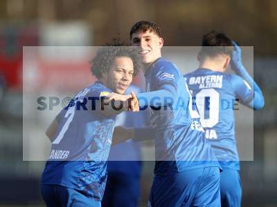 Fotos von FC Bayern Alzenau - Türk Gücü Friedberg auf sportfotografie.de