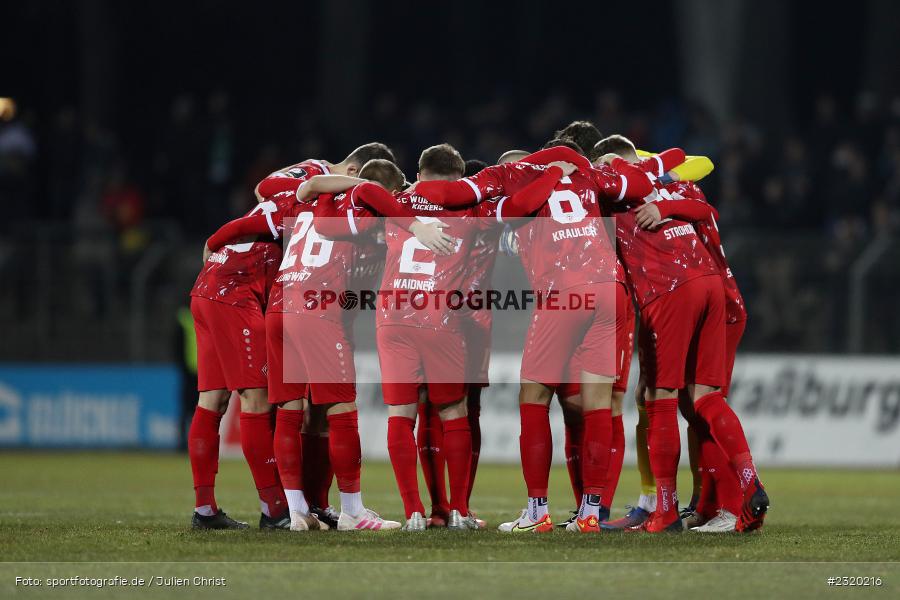 Mannschaftskreis, Willy-Sachs-Stadion, Schweinfurt, 08.03.2022, BFV, sport, action, März 2022, Saison 2021/2022, Verbandspokal, Viertelfinale, Toto-Pokal, FWK, FC05, FC Würzburger Kickers, 1. FC Schweinfurt 05 - Bild-ID: 2320216 Mannschaftskreis, Willy-Sachs-Stadion, Schweinfurt, 08.03.2022, BFV, sport, action, März 2022, Saison 2021/2022, Verbandspokal, Viertelfinale, Toto-Pokal, FWK, FC05, FC Würzburger Kickers, 1. FC Schweinfurt 05 - Bild-ID: 2320216