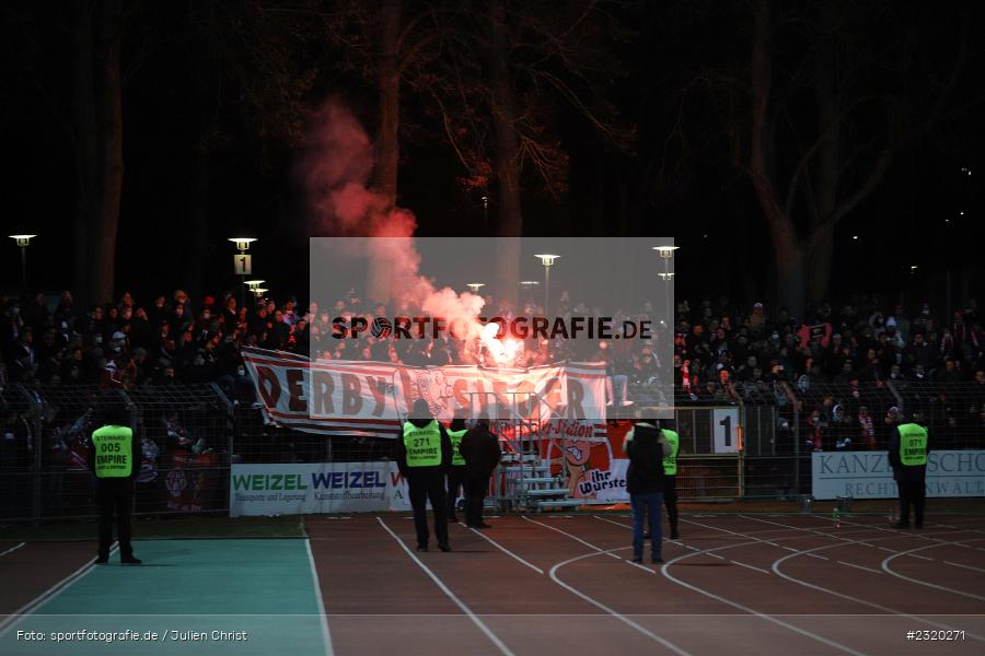 Pyrotechnik, Willy-Sachs-Stadion, Schweinfurt, 08.03.2022, BFV, sport, action, März 2022, Saison 2021/2022, Verbandspokal, Viertelfinale, Toto-Pokal, FWK, FC05, FC Würzburger Kickers, 1. FC Schweinfurt 05 - Bild-ID: 2320271