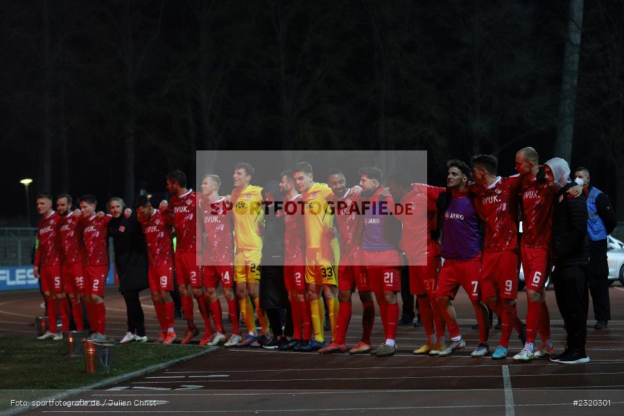 Team, Saliou Sane, Willy-Sachs-Stadion, Schweinfurt, 08.03.2022, BFV, sport, action, März 2022, Saison 2021/2022, Verbandspokal, Viertelfinale, Toto-Pokal, FWK, FC05, FC Würzburger Kickers, 1. FC Schweinfurt 05 - Bild-ID: 2320301