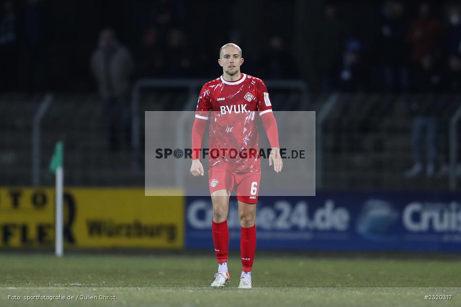 Tobias Kraulich, Willy-Sachs-Stadion, Schweinfurt, 08.03.2022, BFV, sport, action, März 2022, Saison 2021/2022, Verbandspokal, Viertelfinale, Toto-Pokal, FWK, FC05, FC Würzburger Kickers, 1. FC Schweinfurt 05 - Bild-ID: 2320317