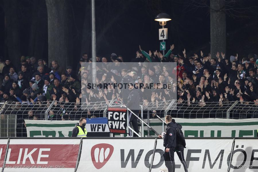 Fans, Willy-Sachs-Stadion, Schweinfurt, 08.03.2022, BFV, sport, action, März 2022, Saison 2021/2022, Verbandspokal, Viertelfinale, Toto-Pokal, FWK, FC05, FC Würzburger Kickers, 1. FC Schweinfurt 05 - Bild-ID: 2320415