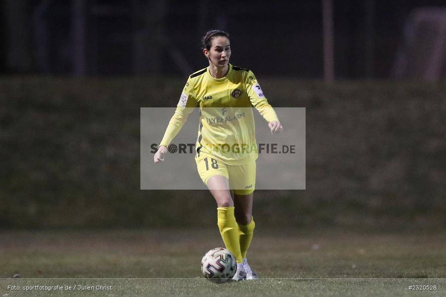 Marsia Gath, Willy-Sachs-Stadion, Schweinfurt, 09.03.2022, BFV, sport, action, März 2022, Saison 2021/2022, Frauen, Achtelfinale, Verbandspokal, FWK, FC05, FC Würzburger Kickers, 1. FC Schweinfurt 05 - Bild-ID: 2320528