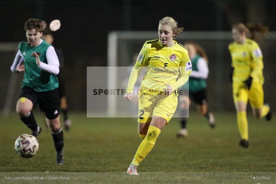 Franka Ziegler, Willy-Sachs-Stadion, Schweinfurt, 09.03.2022, BFV, sport, action, März 2022, Saison 2021/2022, Frauen, Achtelfinale, Verbandspokal, FWK, FC05, FC Würzburger Kickers, 1. FC Schweinfurt 05 - Bild-ID: 2320562