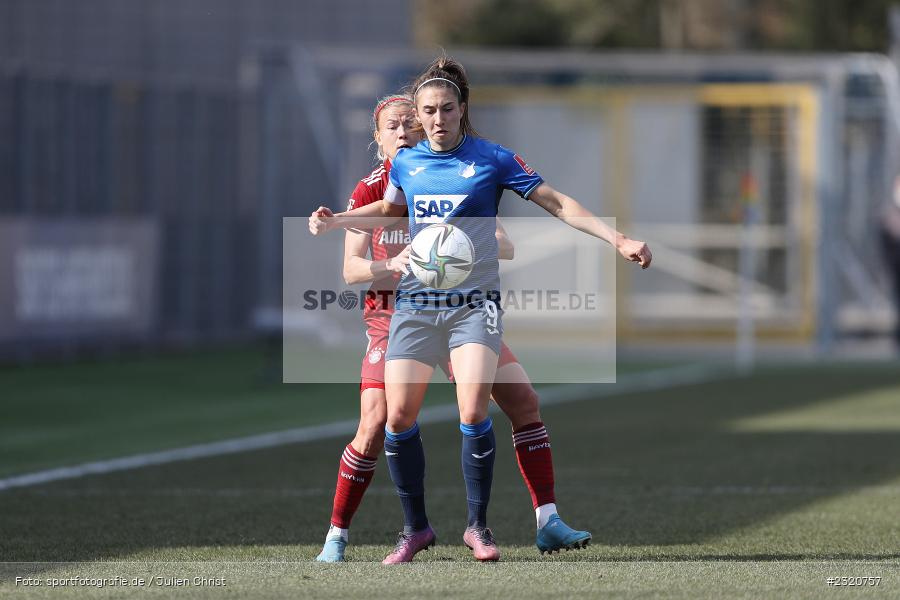 Katharina Naschenweng, Dietmar-Hopp-Stadion, Hoffenheim, 12.03.2022, DFB, sport, action, März 2022, Saison 2021/2022, FLYERALARM, Bundesliga, Frauen, FFBL, FLYERALARM Frauen-Bundesliga, FCB, TSG, FC Bayern München, TSG Hoffenheim - Bild-ID: 2320757