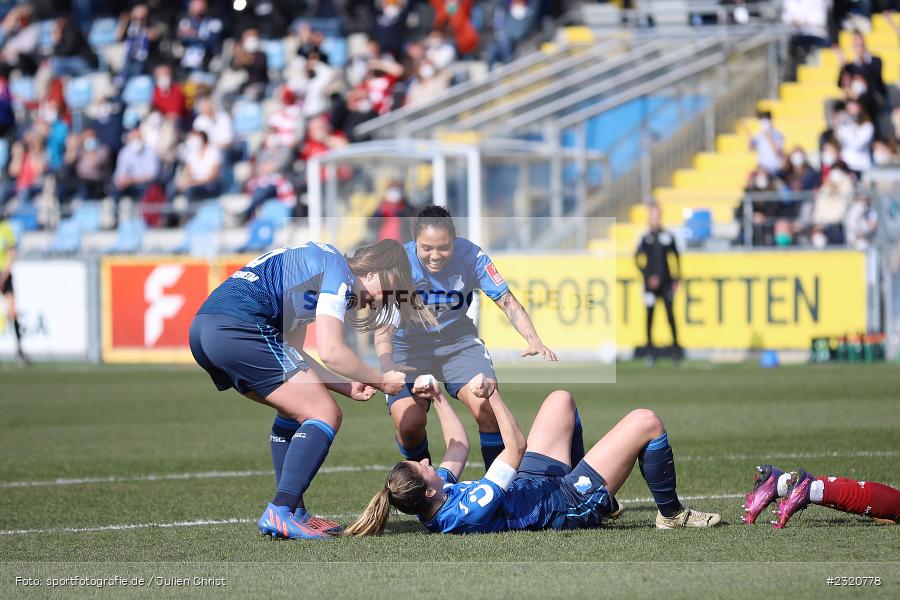 Freude, Torjubel, Chantal Hagel, Dietmar-Hopp-Stadion, Hoffenheim, 12.03.2022, DFB, sport, action, März 2022, Saison 2021/2022, FLYERALARM, Bundesliga, Frauen, FFBL, FLYERALARM Frauen-Bundesliga, FCB, TSG, FC Bayern München, TSG Hoffenheim - Bild-ID: 2320778