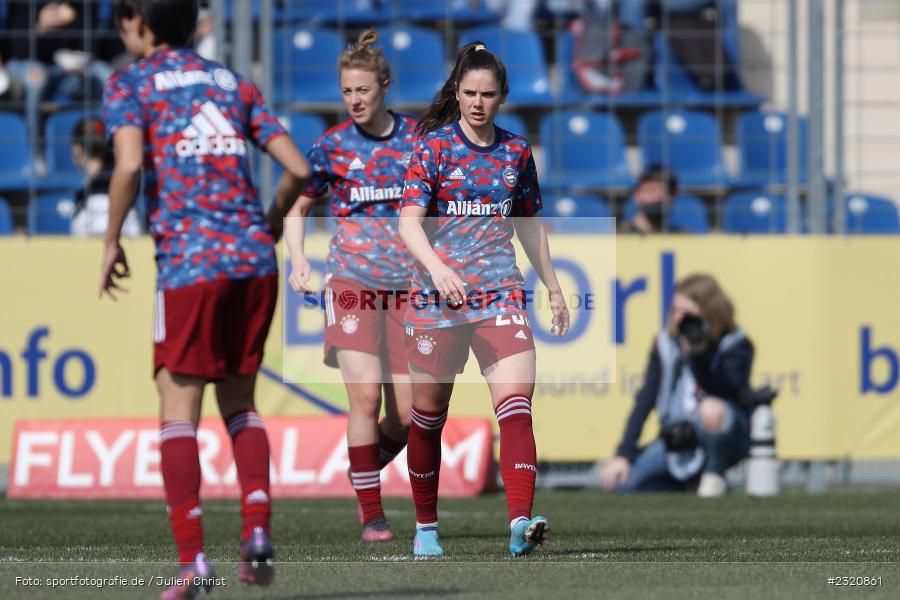 Sarah Zadrazil, Dietmar-Hopp-Stadion, Hoffenheim, 12.03.2022, DFB, sport, action, März 2022, Saison 2021/2022, FLYERALARM, Bundesliga, Frauen, FFBL, FLYERALARM Frauen-Bundesliga, FCB, TSG, FC Bayern München, TSG Hoffenheim - Bild-ID: 2320861