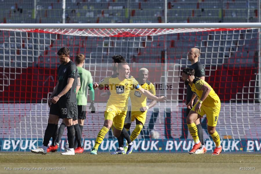Tor, Franz Pfanne, FLYERALARM Arena, Würzburg, 13.03.2022, DFB, sport, action, März 2022, Saison 2021/2022, Fussball, 3. Liga, BVB, FWK, Borussia Dortmund II, FC Würzburger Kickers - Bild-ID: 2320873
