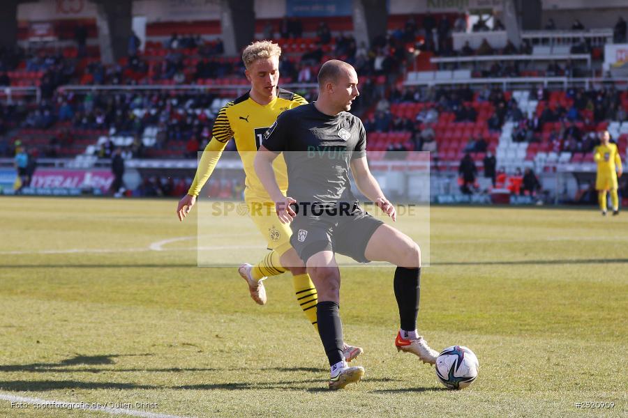 Tobias Kraulich, FLYERALARM Arena, Würzburg, 13.03.2022, DFB, sport, action, März 2022, Saison 2021/2022, Fussball, 3. Liga, BVB, FWK, Borussia Dortmund II, FC Würzburger Kickers - Bild-ID: 2320909