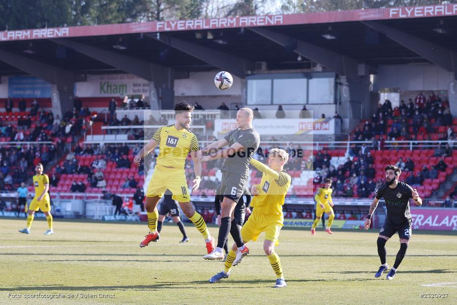 Tobias Kraulich, FLYERALARM Arena, Würzburg, 13.03.2022, DFB, sport, action, März 2022, Saison 2021/2022, Fussball, 3. Liga, BVB, FWK, Borussia Dortmund II, FC Würzburger Kickers - Bild-ID: 2320927