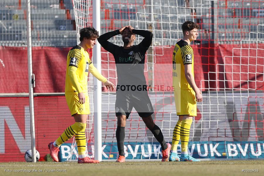 Saliou Sane, FLYERALARM Arena, Würzburg, 13.03.2022, DFB, sport, action, März 2022, Saison 2021/2022, Fussball, 3. Liga, BVB, FWK, Borussia Dortmund II, FC Würzburger Kickers - Bild-ID: 2320933