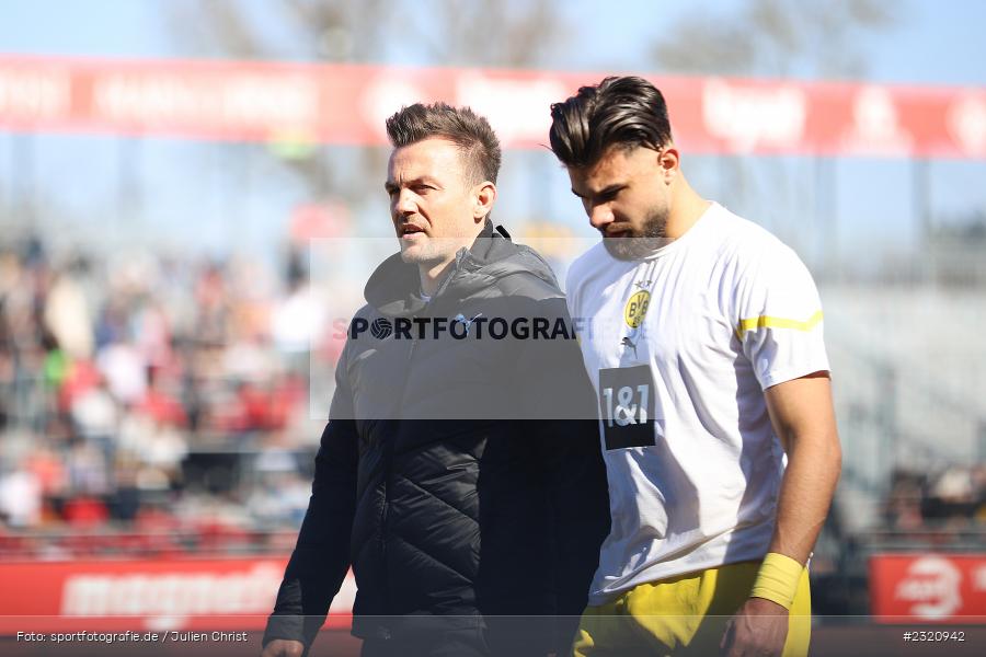 Enrico Maaßen, FLYERALARM Arena, Würzburg, 13.03.2022, DFB, sport, action, März 2022, Saison 2021/2022, Fussball, 3. Liga, BVB, FWK, Borussia Dortmund II, FC Würzburger Kickers - Bild-ID: 2320942