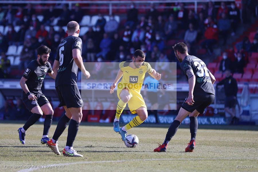 Berkan Taz, FLYERALARM Arena, Würzburg, 13.03.2022, DFB, sport, action, März 2022, Saison 2021/2022, Fussball, 3. Liga, BVB, FWK, Borussia Dortmund II, FC Würzburger Kickers - Bild-ID: 2320998