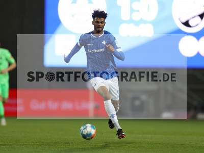 Fotos von SV Darmstadt 98 - SV Sandhausen auf sportfotografie.de