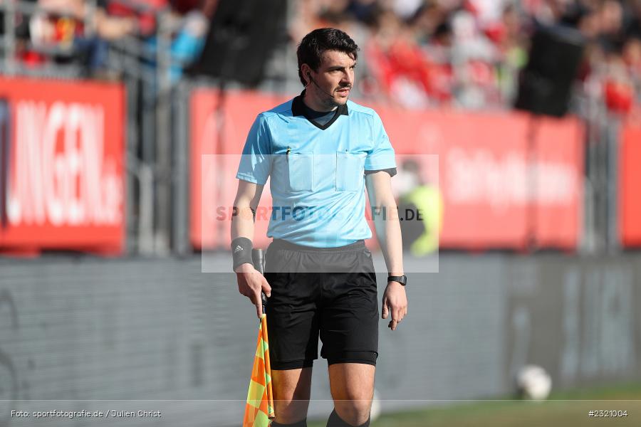 Oliver Lossius, FLYERALARM Arena, Würzburg, 13.03.2022, DFB, sport, action, März 2022, Saison 2021/2022, Fussball, 3. Liga, BVB, FWK, Borussia Dortmund II, FC Würzburger Kickers - Bild-ID: 2321004
