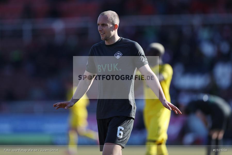 Tobias Kraulich, FLYERALARM Arena, Würzburg, 13.03.2022, DFB, sport, action, März 2022, Saison 2021/2022, Fussball, 3. Liga, BVB, FWK, Borussia Dortmund II, FC Würzburger Kickers - Bild-ID: 2321006