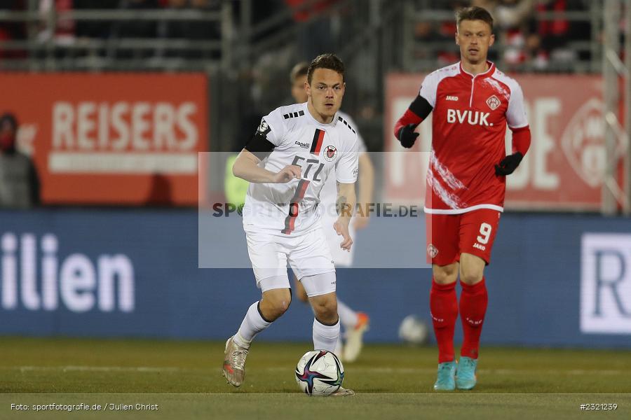 Patrick Sontheimer, FLYERALARM Arena, Würzburg, 18.03.2022, DFL, sport, action, März 2022, Saison 2021/2022, Fussball, FCV, FWK, FC Viktoria Köln, FC Würzburger Kickers - Bild-ID: 2321239