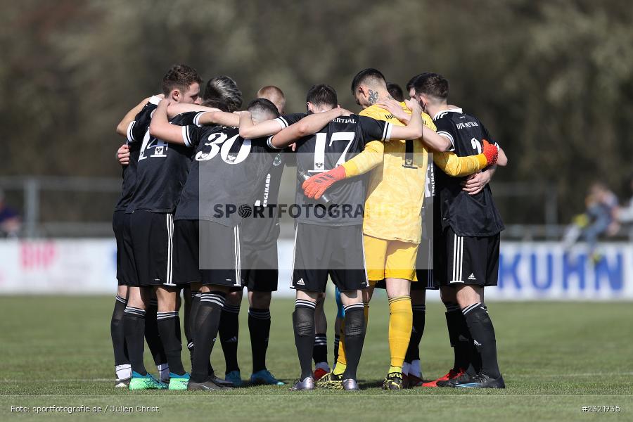 Mannschaftskreis, Sportgelände in der Au, Karlstadt-Karlburg, 26.03.2022, BFV, sport, action, März 2022, Saison 2021/2022, Fussball, DJK, TSV, Bayernliga Nord, DJK Ammerthal, TSV Karlburg - Bild-ID: 2321935