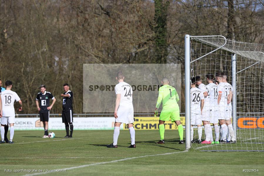 Freistoß, Mergim Bajrami, Sportgelände in der Au, Karlstadt-Karlburg, 26.03.2022, BFV, sport, action, März 2022, Saison 2021/2022, Fussball, DJK, TSV, Bayernliga Nord, DJK Ammerthal, TSV Karlburg - Bild-ID: 2321954
