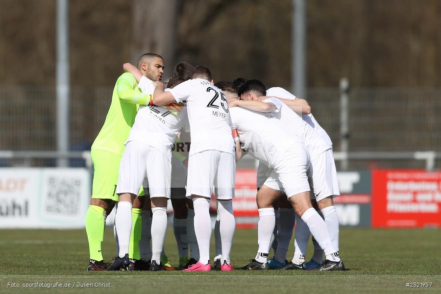 Mannschaftskreis, Sportgelände in der Au, Karlstadt-Karlburg, 26.03.2022, BFV, sport, action, März 2022, Saison 2021/2022, Fussball, DJK, TSV, Bayernliga Nord, DJK Ammerthal, TSV Karlburg - Bild-ID: 2321957