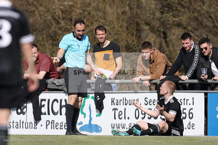 Schiedsrichter, Joshua Roloff, Sportgelände in der Au, Karlstadt-Karlburg, 26.03.2022, BFV, sport, action, März 2022, Saison 2021/2022, Fussball, DJK, TSV, Bayernliga Nord, DJK Ammerthal, TSV Karlburg - Bild-ID: 2321972