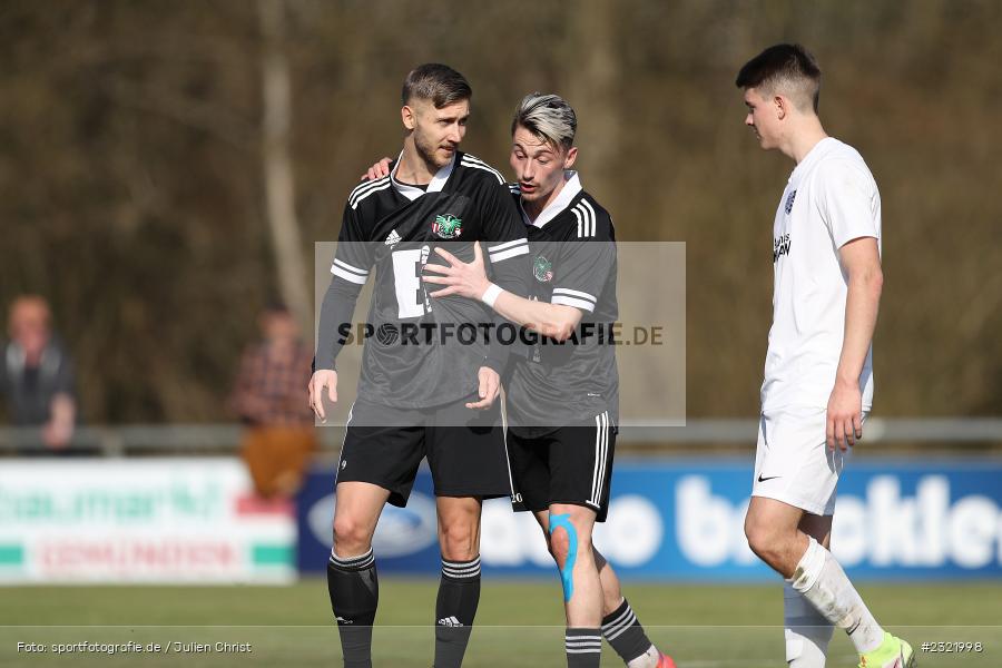 Fabio Gobbo, Dennis Weidner, Manuel Geiger, Sportgelände in der Au, Karlstadt-Karlburg, 26.03.2022, BFV, sport, action, März 2022, Saison 2021/2022, Fussball, DJK, TSV, Bayernliga Nord, DJK Ammerthal, TSV Karlburg - Bild-ID: 2321998