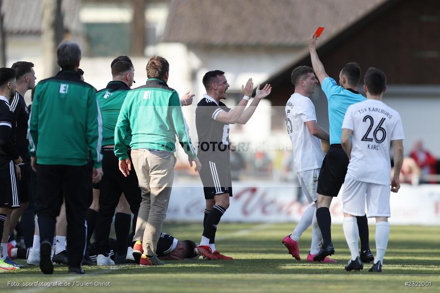 Rote Karte, Julian Meyer, Sportgelände in der Au, Karlstadt-Karlburg, 26.03.2022, BFV, sport, action, März 2022, Saison 2021/2022, Fussball, DJK, TSV, Bayernliga Nord, DJK Ammerthal, TSV Karlburg - Bild-ID: 2322001