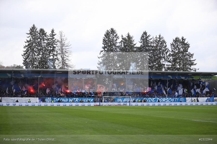 Fans, Choreografie, Merck-Stadion am Böllenfalltor, Darmstadt, 02.04.2022, DFL, sport, action, April 2022, Saison 2021/2022, KSV, D98, 2. Bundesliga, Fussball, Holstein Kiel, SV Darmstadt 98 - Bild-ID: 2322394