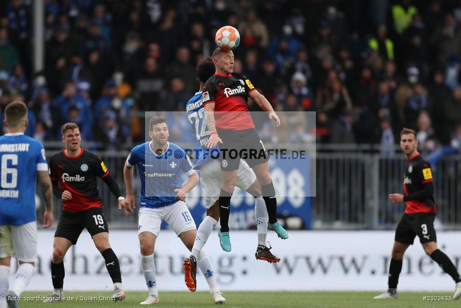 Lewis Holtby, Merck-Stadion am Böllenfalltor, Darmstadt, 02.04.2022, DFL, sport, action, April 2022, Saison 2021/2022, KSV, D98, 2. Bundesliga, Fussball, Holstein Kiel, SV Darmstadt 98 - Bild-ID: 2322433