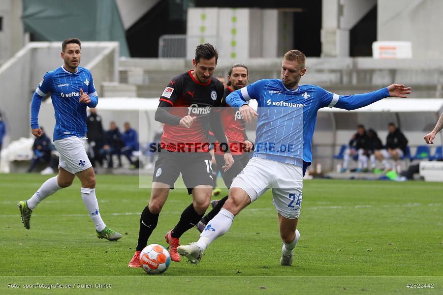 Lasse Sobiech, Merck-Stadion am Böllenfalltor, Darmstadt, 02.04.2022, DFL, sport, action, April 2022, Saison 2021/2022, KSV, D98, 2. Bundesliga, Fussball, Holstein Kiel, SV Darmstadt 98 - Bild-ID: 2322442
