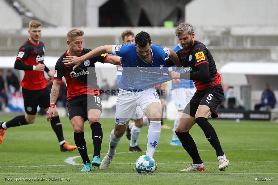 Lewis Holtby, Luca Pfeiffer, Merck-Stadion am Böllenfalltor, Darmstadt, 02.04.2022, DFL, sport, action, April 2022, Saison 2021/2022, KSV, D98, 2. Bundesliga, Fussball, Holstein Kiel, SV Darmstadt 98 - Bild-ID: 2322496 Lewis Holtby, Luca Pfeiffer, Merck-Stadion am Böllenfalltor, Darmstadt, 02.04.2022, DFL, sport, action, April 2022, Saison 2021/2022, KSV, D98, 2. Bundesliga, Fussball, Holstein Kiel, SV Darmstadt 98 - Bild-ID: 2322496