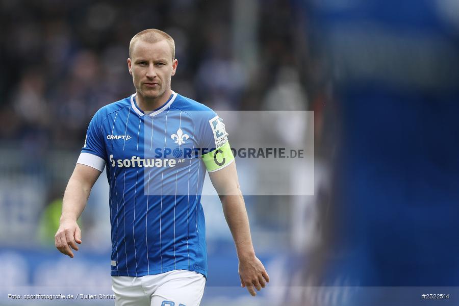 Fabian Holland, Merck-Stadion am Böllenfalltor, Darmstadt, 02.04.2022, DFL, sport, action, April 2022, Saison 2021/2022, KSV, D98, 2. Bundesliga, Fussball, Holstein Kiel, SV Darmstadt 98 - Bild-ID: 2322514 Fabian Holland, Merck-Stadion am Böllenfalltor, Darmstadt, 02.04.2022, DFL, sport, action, April 2022, Saison 2021/2022, KSV, D98, 2. Bundesliga, Fussball, Holstein Kiel, SV Darmstadt 98 - Bild-ID: 2322514