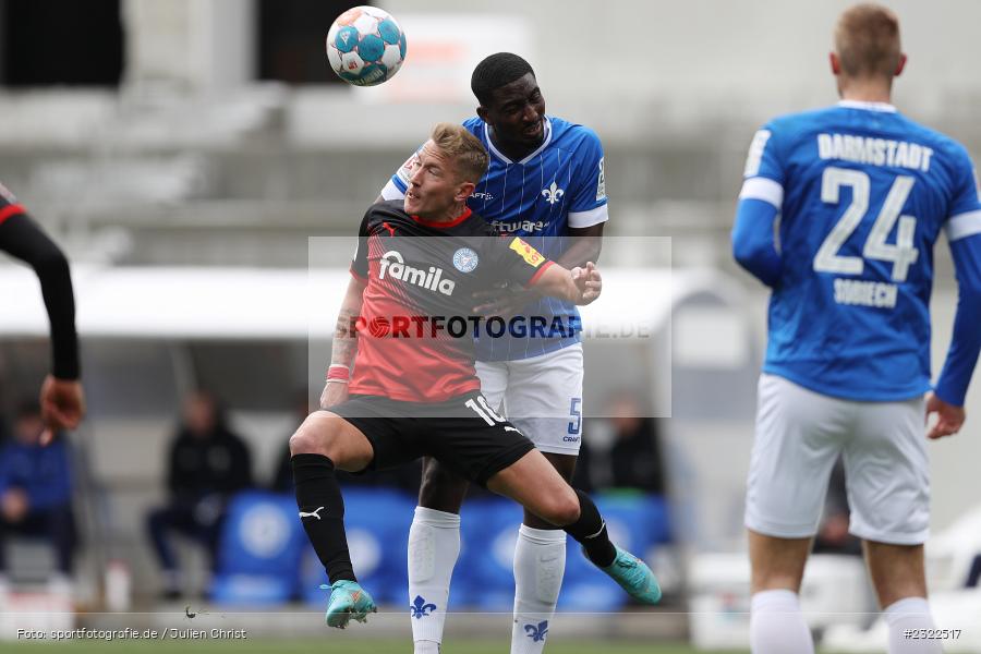 Lewis Holtby, Merck-Stadion am Böllenfalltor, Darmstadt, 02.04.2022, DFL, sport, action, April 2022, Saison 2021/2022, KSV, D98, 2. Bundesliga, Fussball, Holstein Kiel, SV Darmstadt 98 - Bild-ID: 2322517 Lewis Holtby, Merck-Stadion am Böllenfalltor, Darmstadt, 02.04.2022, DFL, sport, action, April 2022, Saison 2021/2022, KSV, D98, 2. Bundesliga, Fussball, Holstein Kiel, SV Darmstadt 98 - Bild-ID: 2322517